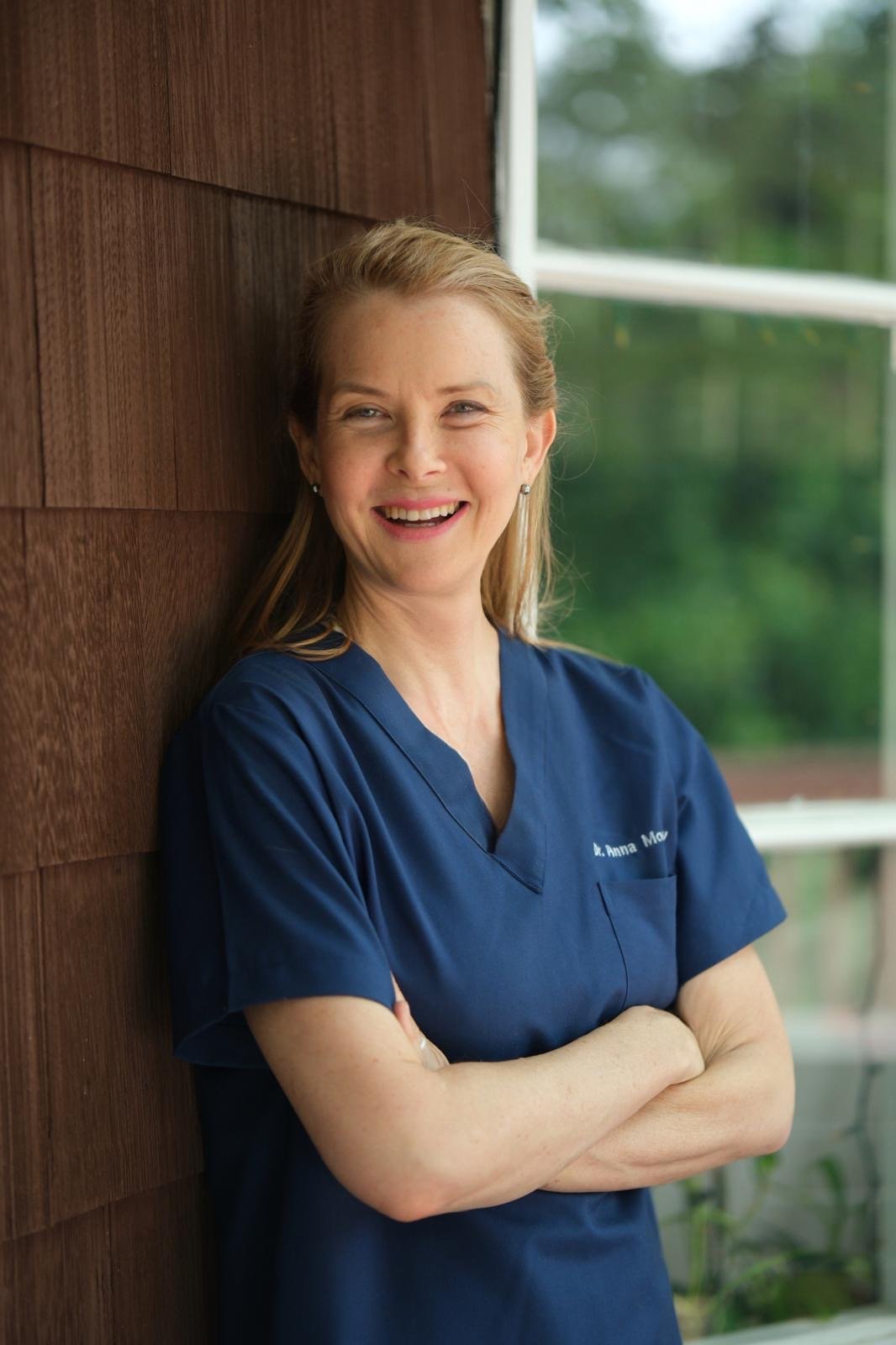 Dr. Anna